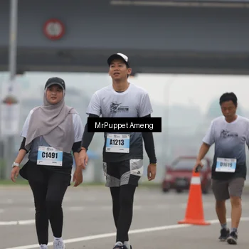 Runner Photo 7213458