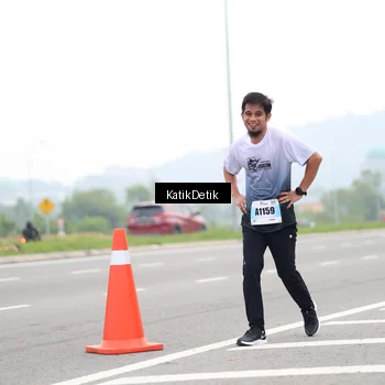 Runner Photo 7213546