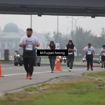 Runner Photo 7213614