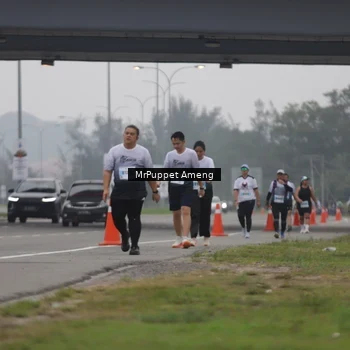 Runner Photo 7213633