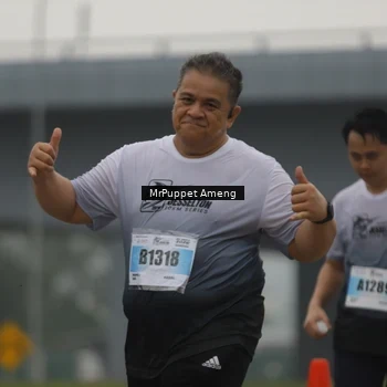 Runner Photo 7213648