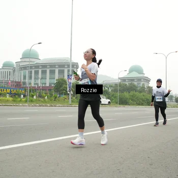 Runner Photo 7213713