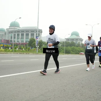 Runner Photo 7213756