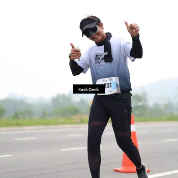 Runner Photo 7213763