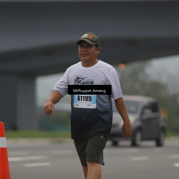 Runner Photo 7213764