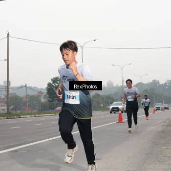 Runner Photo 7213839