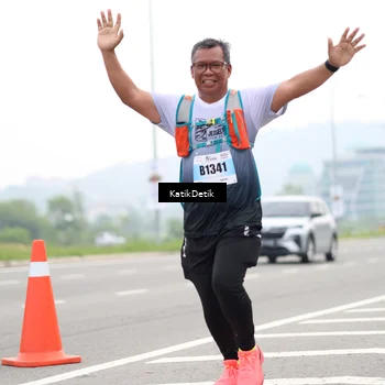 Runner Photo 7213844
