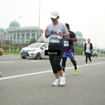 Runner Photo 7213908