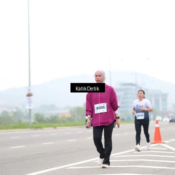 Runner Photo 7213940