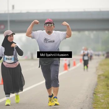 Runner Photo 7214003