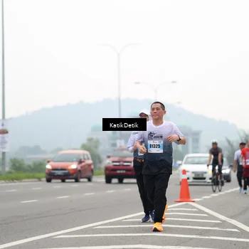Runner Photo 7214022