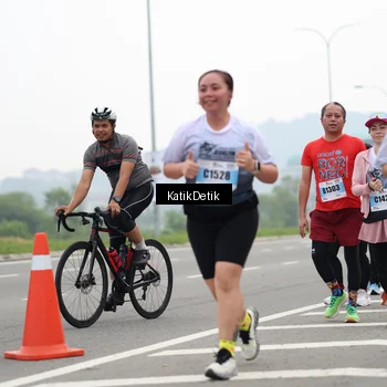 Runner Photo 7214033