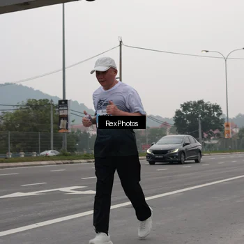 Runner Photo 7214128