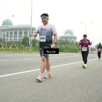 Runner Photo 7214134