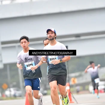 Runner Photo 7214142