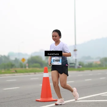 Runner Photo 7214153