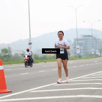 Runner Photo 7214172