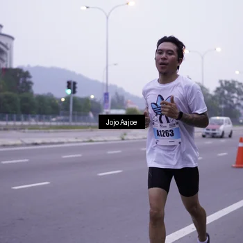 Runner Photo 7214203