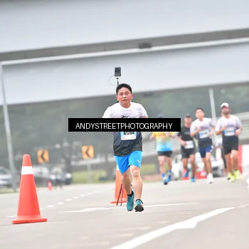 Runner Photo 7214211