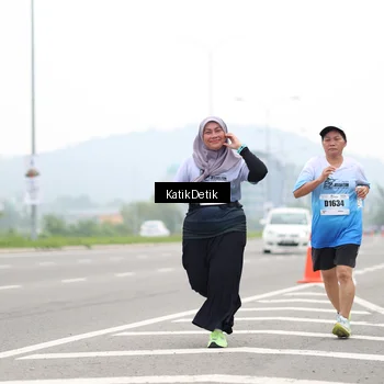 Runner Photo 7214233