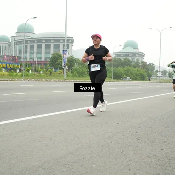 Runner Photo 7214259