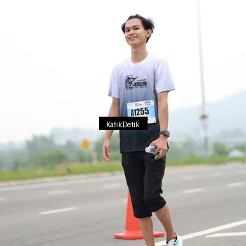 Runner Photo 7214270