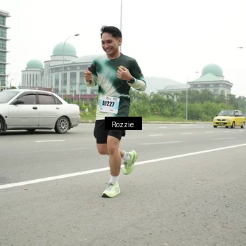 Runner Photo 7214286