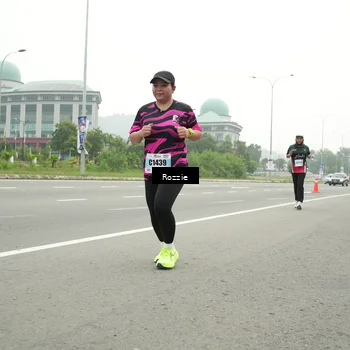 Runner Photo 7214301