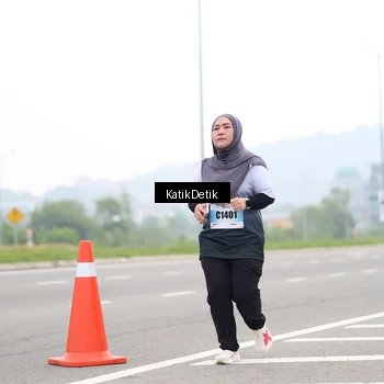 Runner Photo 7214331