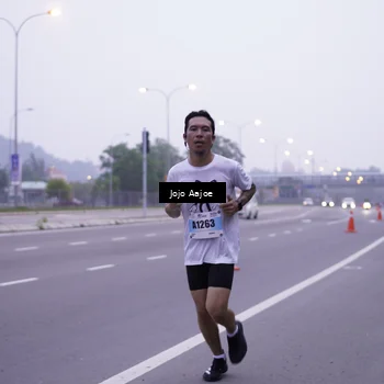 Runner Photo 7214372
