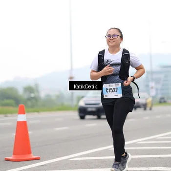 Runner Photo 7214476