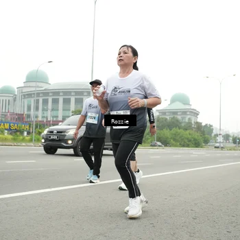 Runner Photo 7214535