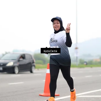 Runner Photo 7214555