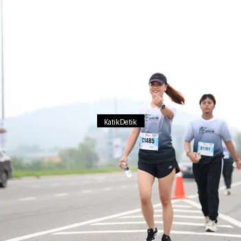 Runner Photo 7214581
