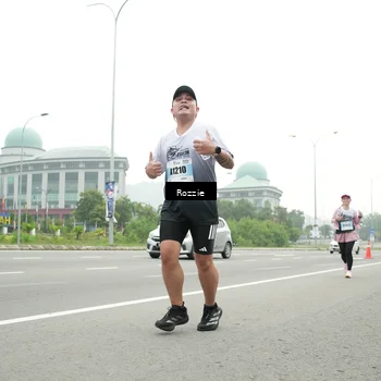 Runner Photo 7214612