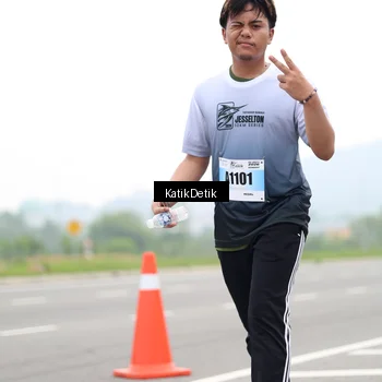 Runner Photo 7214617