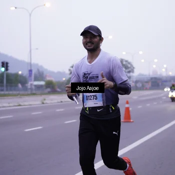 Runner Photo 7214673