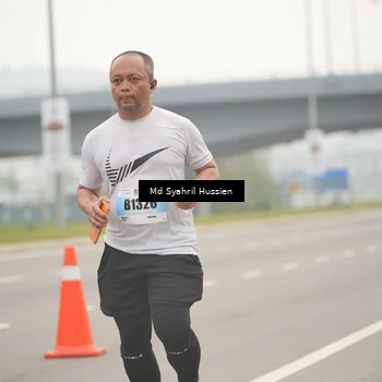 Runner Photo 7214700