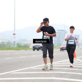 Runner Photo 7214712