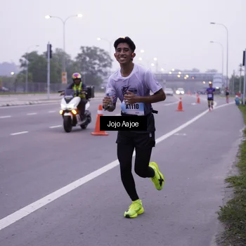 Runner Photo 7214718