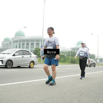 Runner Photo 7214732