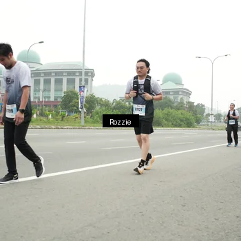 Runner Photo 7214734