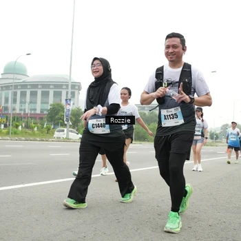Runner Photo 7214773