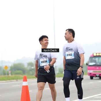 Runner Photo 7214780