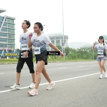 Runner Photo 7214788