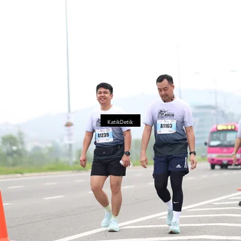 Runner Photo 7214803