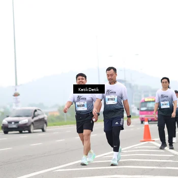 Runner Photo 7214852