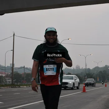 Runner Photo 7214885