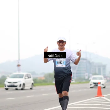 Runner Photo 7214889