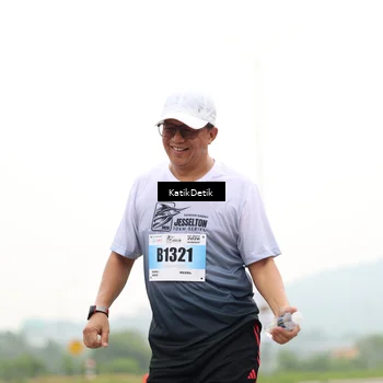 Runner Photo 7214899